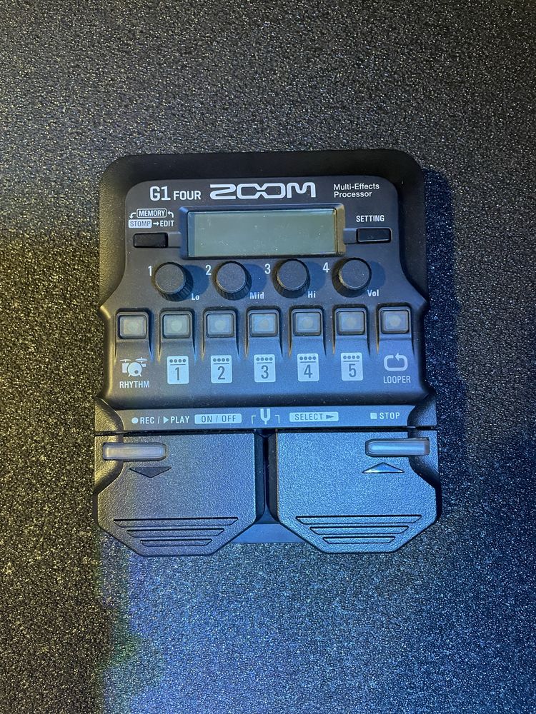 Zoom G1 Four Multi-Effect-Pedal