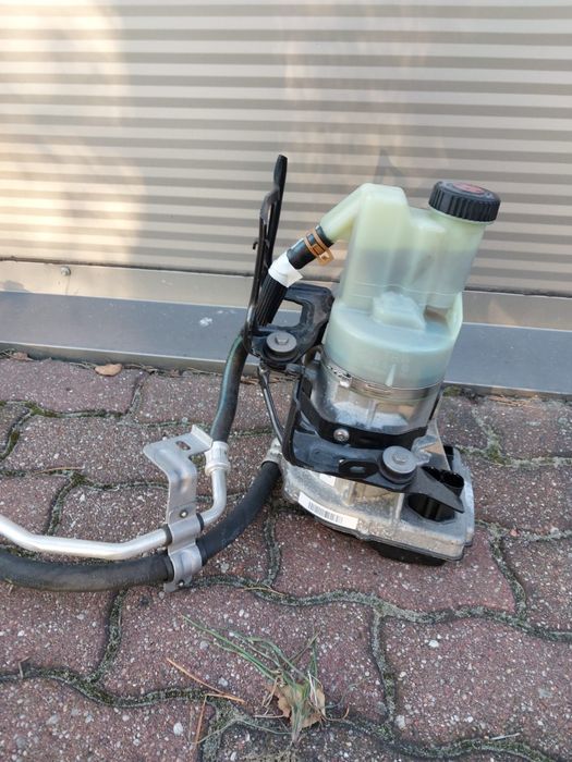 Renault Master III IV pompa wspomagania z nowego auta