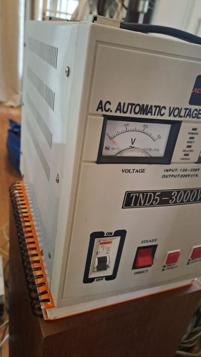 Estabilizador de tensão 3KVA em muito bom estado