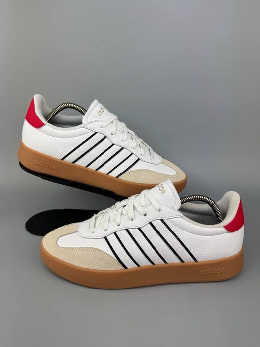Кросівки Adidas Barreda