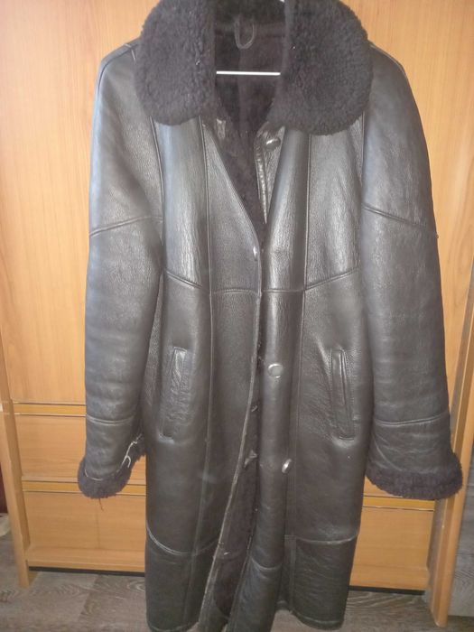 продам дубленку шкіряну підкладка  овчина