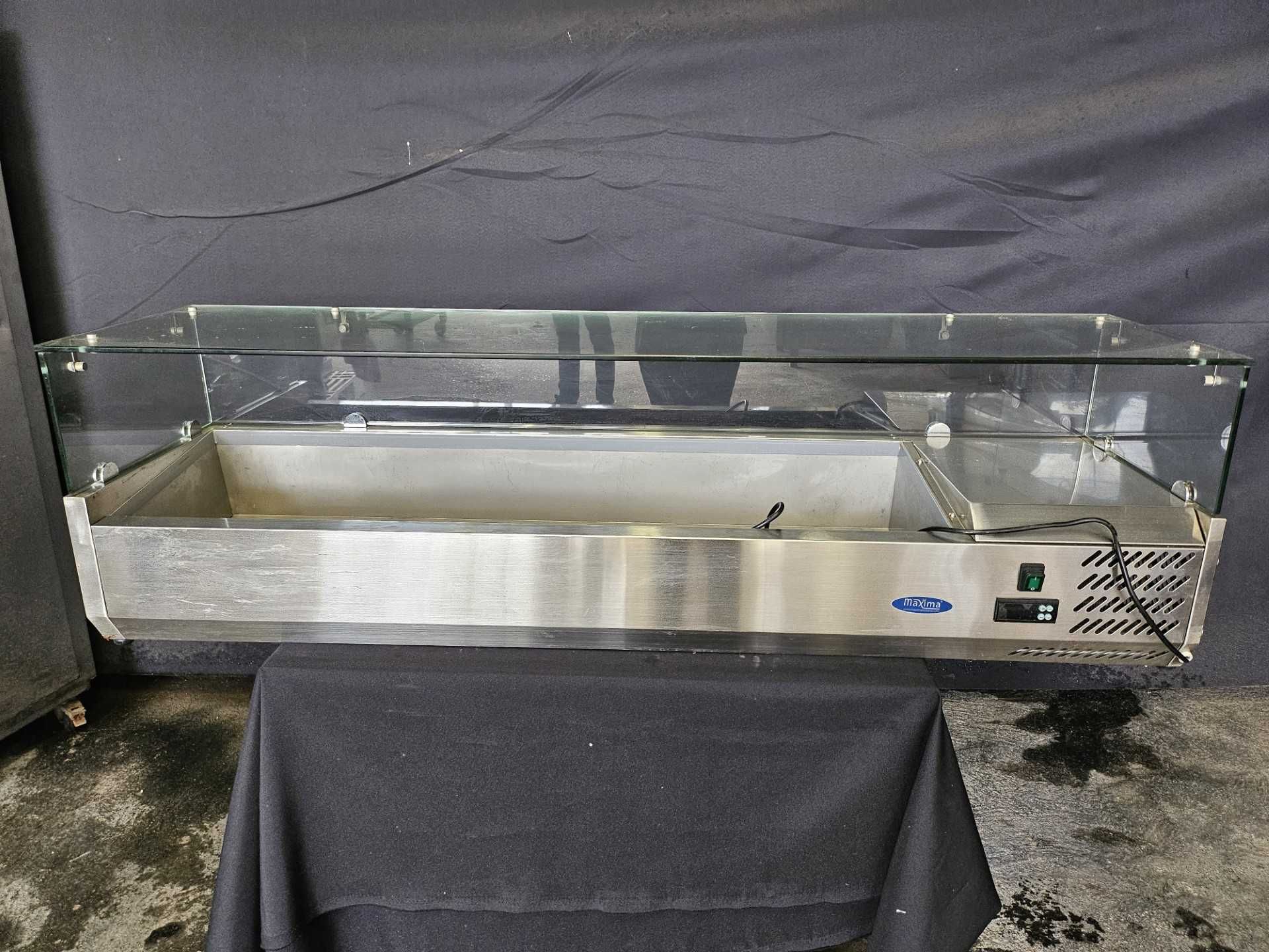 Vitrine refrigerada para ingredientes