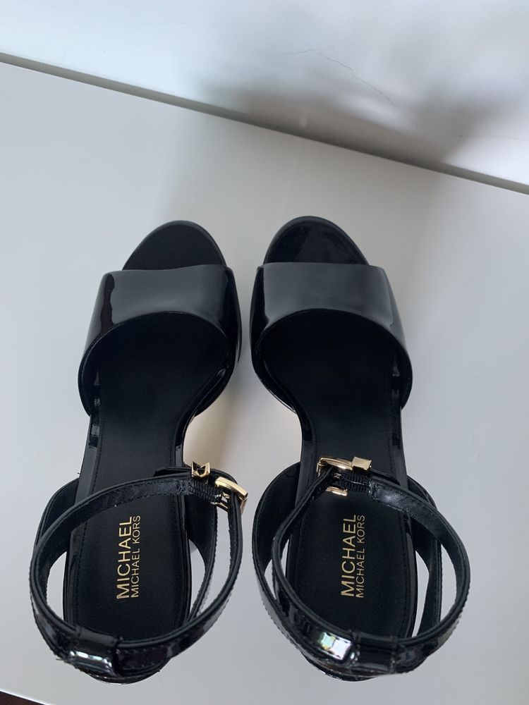 Sandálias Michael Kors