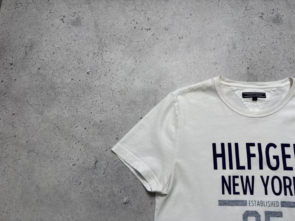 Мужская Футболка Tommy Hilfiger С Большим Логотипом Ориг Размер M-L