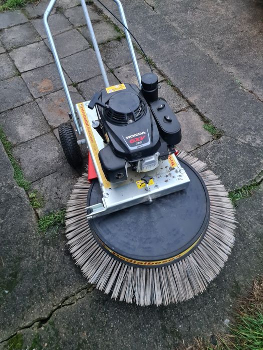 Zamiatarka ręczna Westermann WR870 silnik honda  2021rok nowa