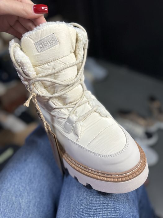 Хіт зимнього сезону!  38 на 24,5 см не промокають, молочні