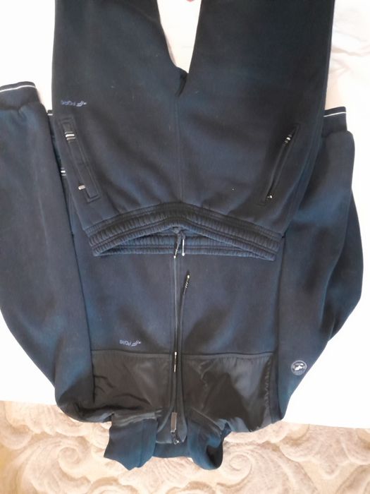 Продаю теплий чоловічий костюм