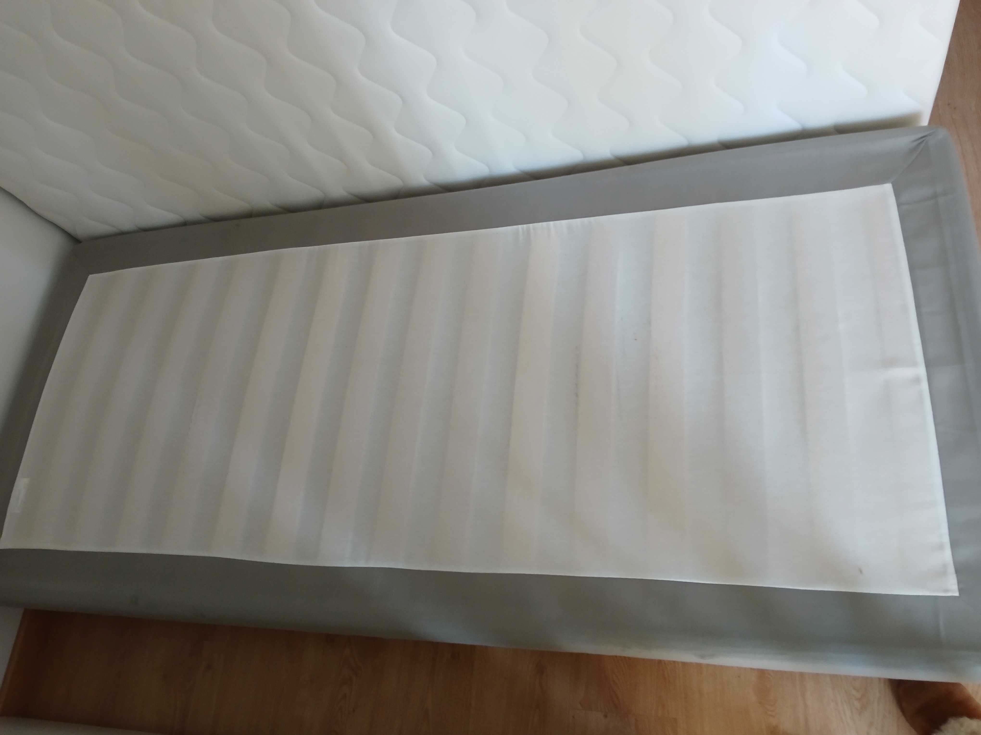 Cama de solteiro " Somier" com colchão
