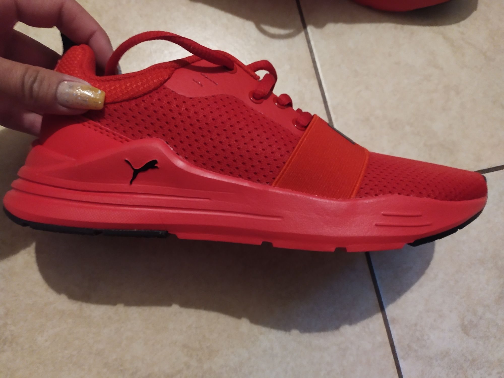 Buty Puma nowe 37