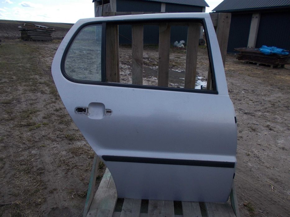 vw POLO 6N2 00r 1.4 mpi LB7Z drzwi lewe prawe przód tył 5d