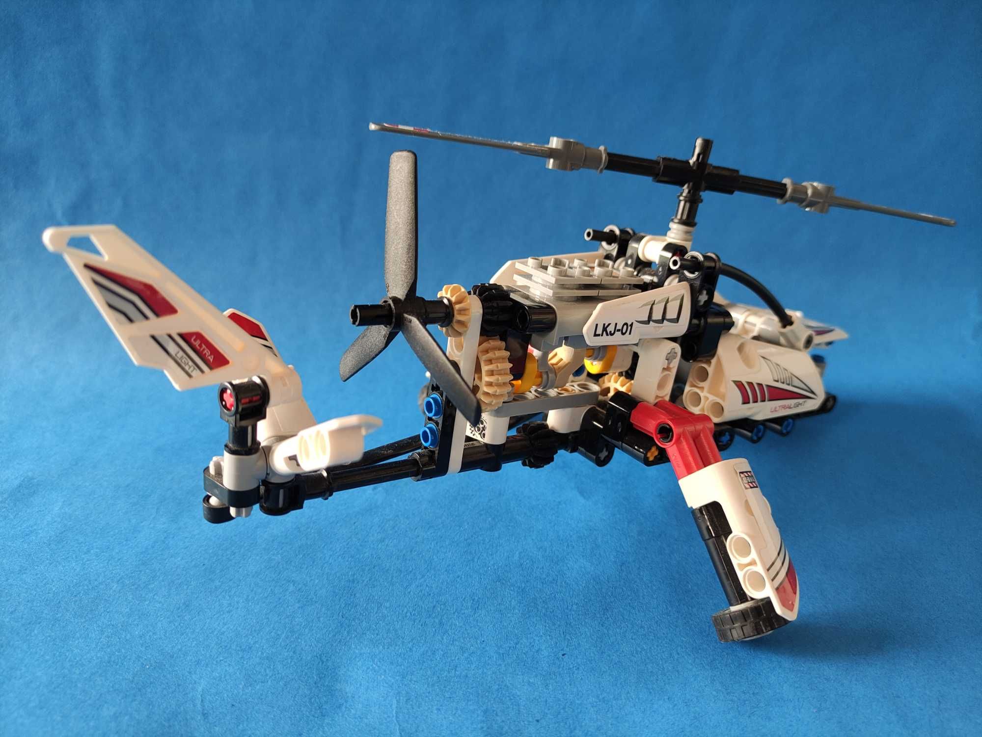 Lego Technic 42057 Ultralekki helikopter klocek 40 lat Technic 2w1