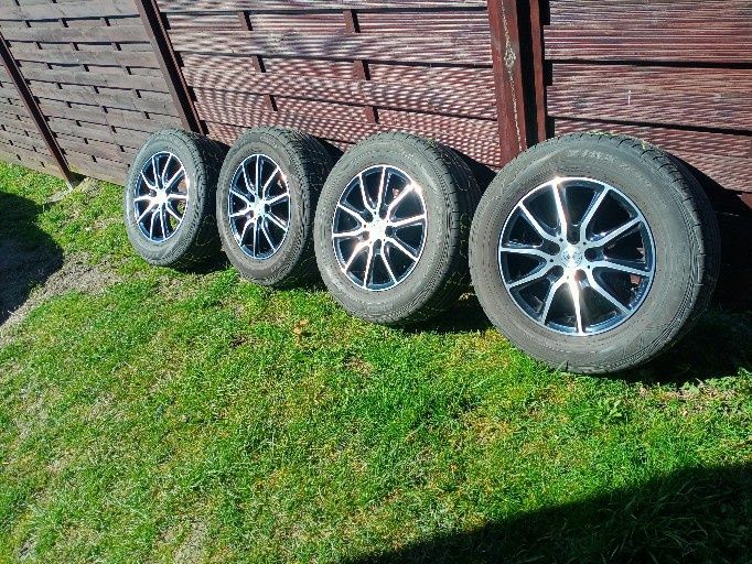 Felgi aluminiowe+ opony lato Hyundai Tucson Kia Sportage 215/65 R16