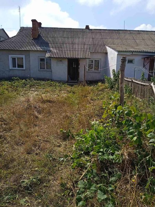 Продається 2х кімнатна квартира