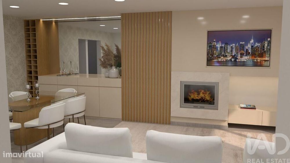 Casa / Villa T4 em Porto de Mós - São João Baptista e São Pedro de 230