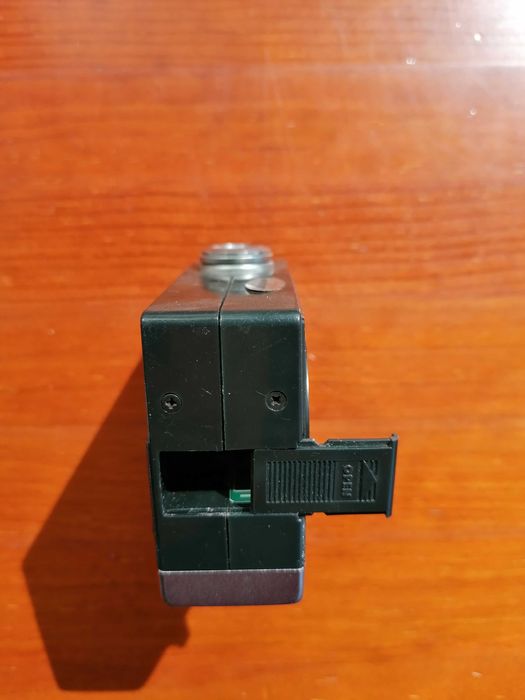 Flash Kako 818 para maq. fotográficas tradicionais