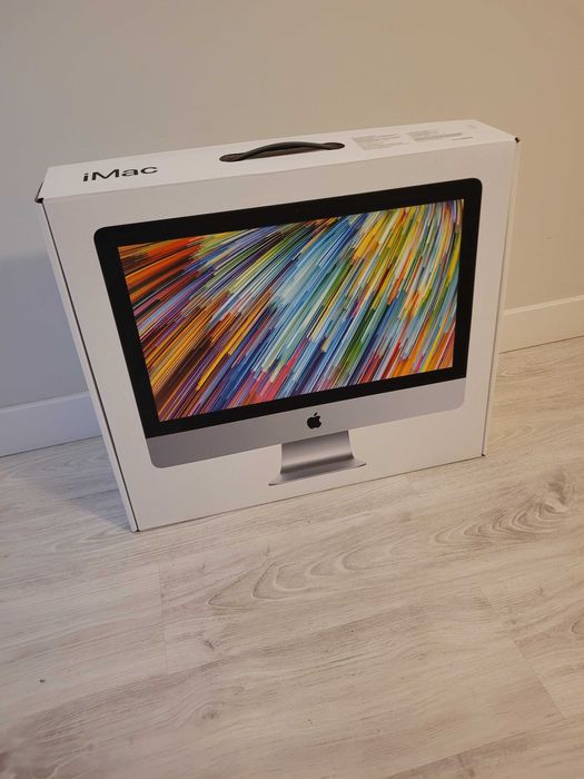 iMac 21.5 inch, 2017 + Apple Magic Keyboard + Apple Magic Mouse 2