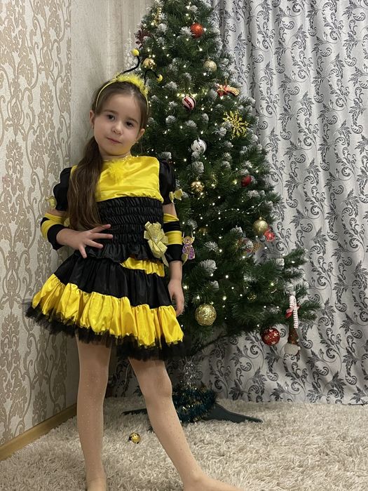 дитячі нарядні плаття ,сукні Сніжинки,Бджілки та інші  на  Сніжинки