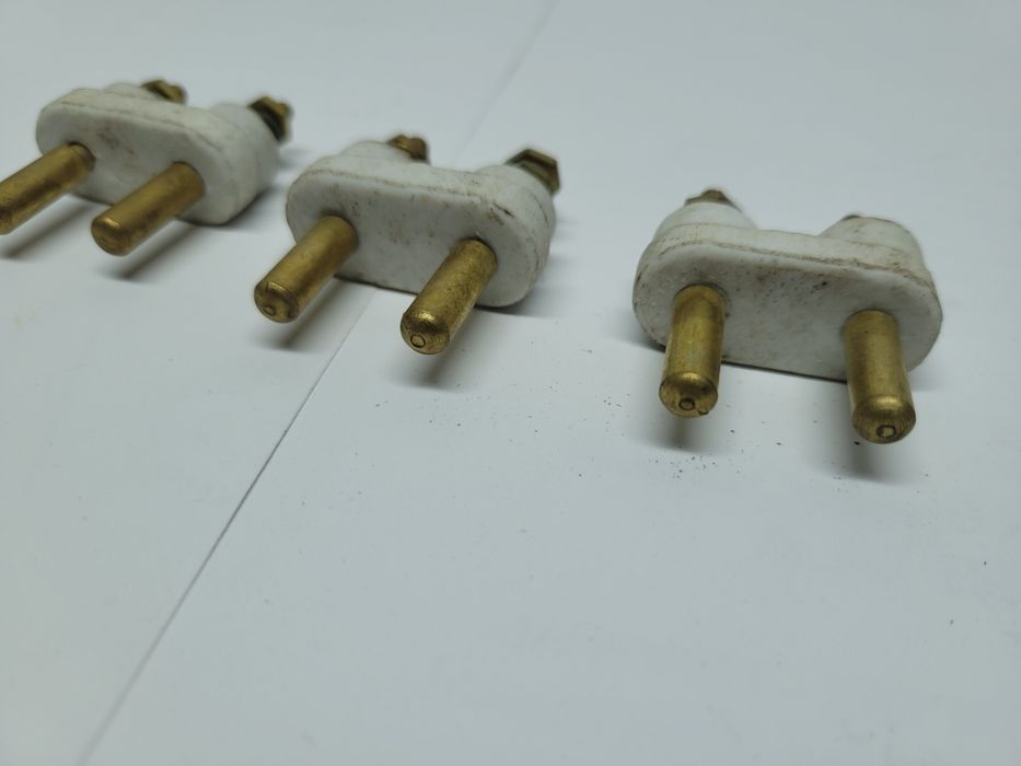 Wtyk grzejny WG-2 ; 10A 250V