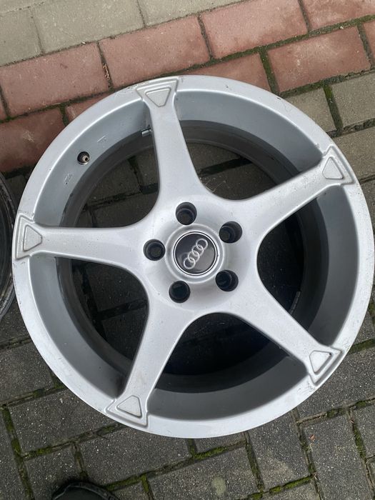 Felgi Aluminiowe 225 R17 Audi