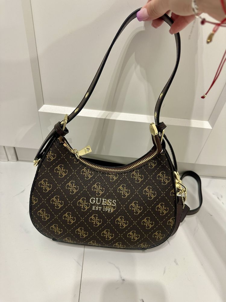 Torebka guess monogram na ramie