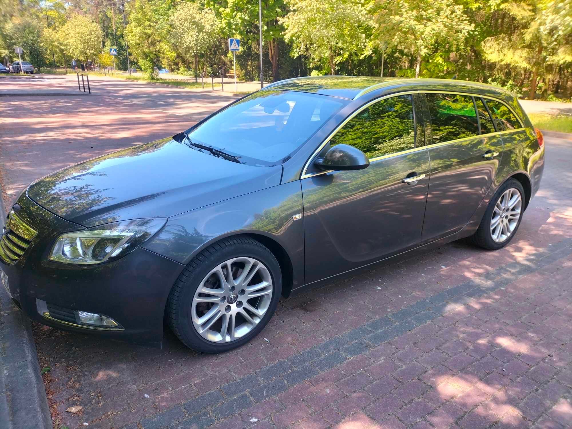 Opel Insignia 2011 r