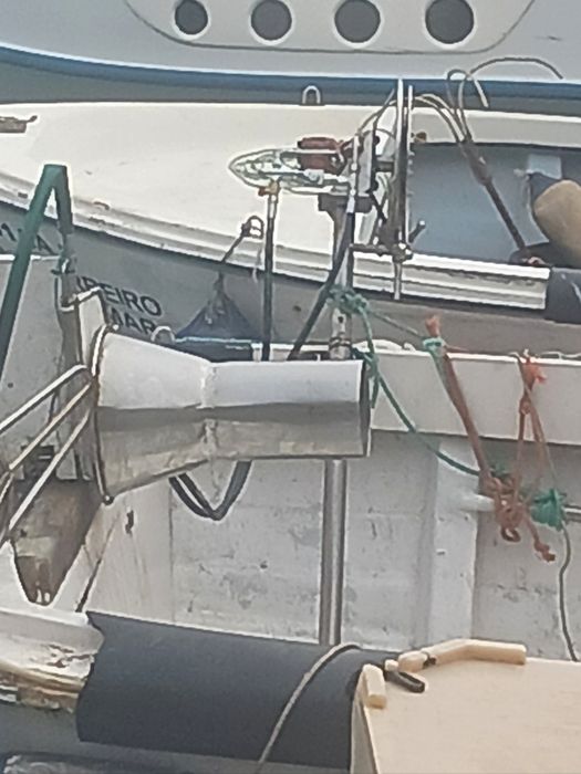Barco de pesca profissional