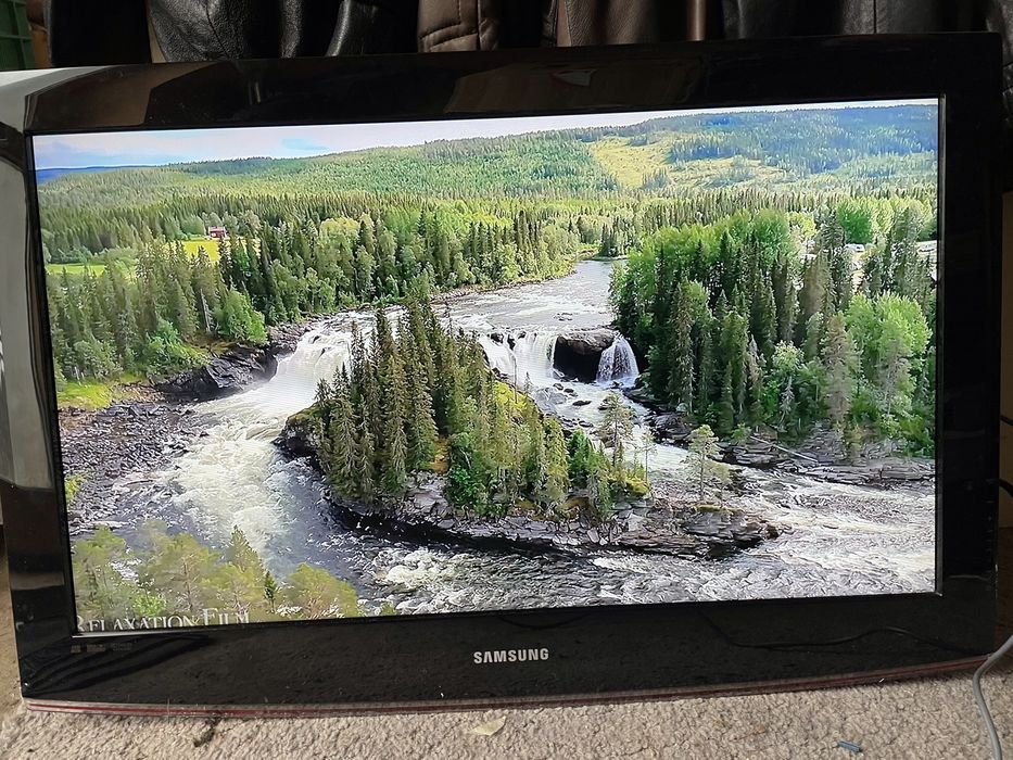 Telewizor samsung 32 CALE LE32B450C4WXXH