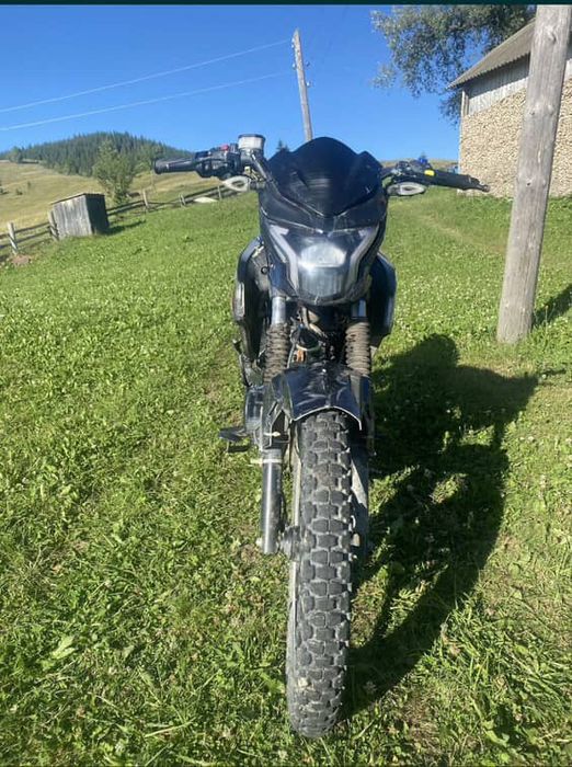 Продам мустанг 200