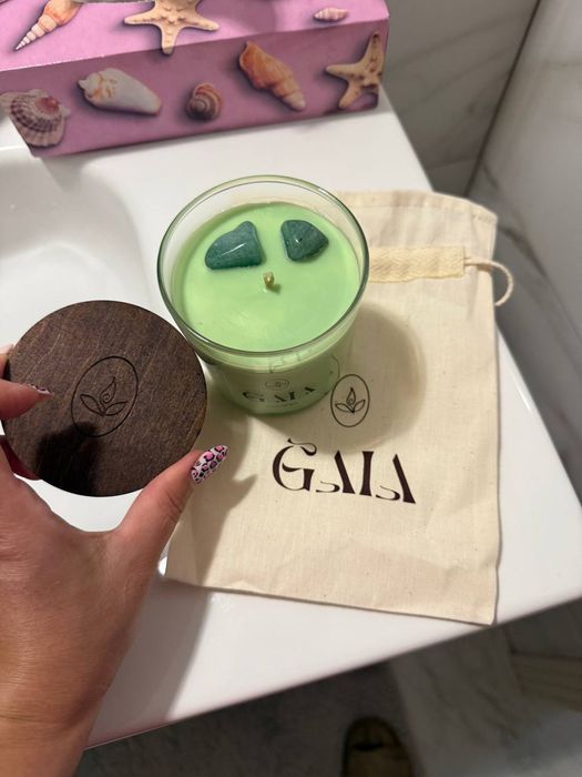 Продам брендовие свечи