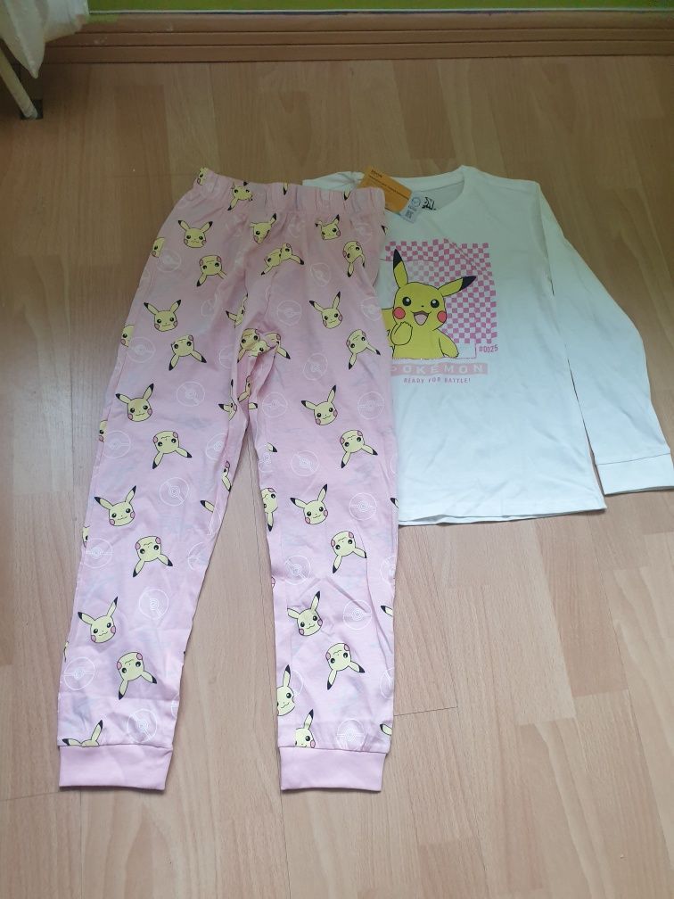 Nowa piżamka Pokemon 98/104 plus gratisy