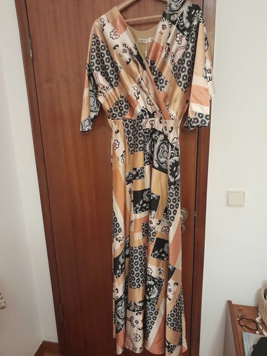 Vestido estampado com elastico na cintura