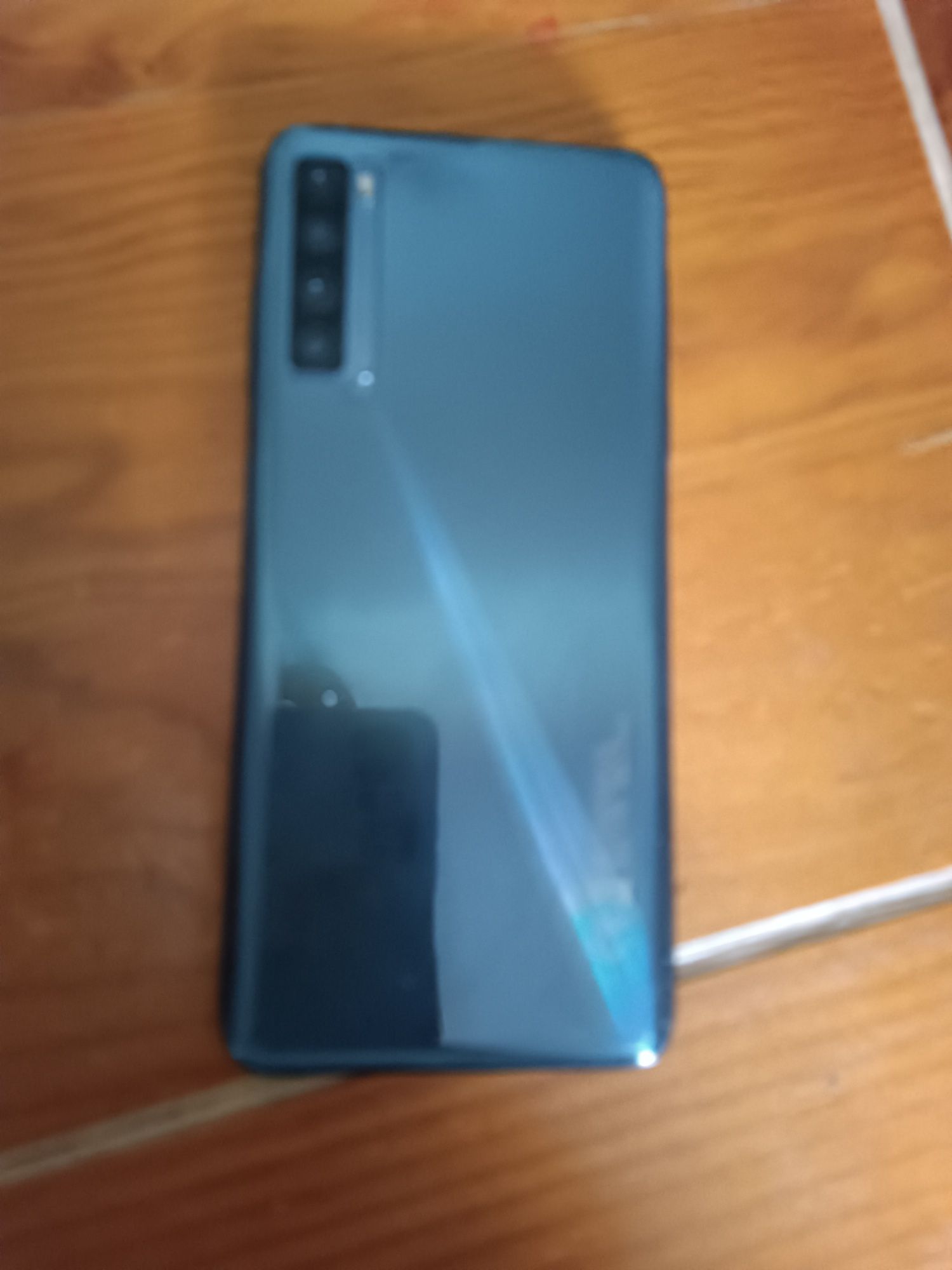 Telemóvel tcl 20l