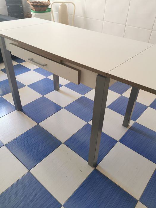 Vendo mesa de cozinha