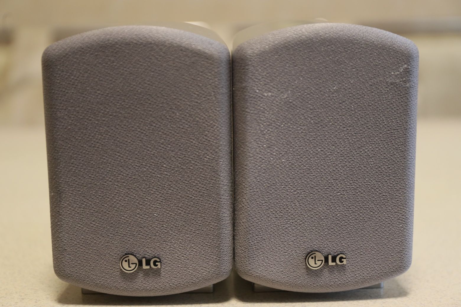 LG  LHS - CX247T  2 штуки