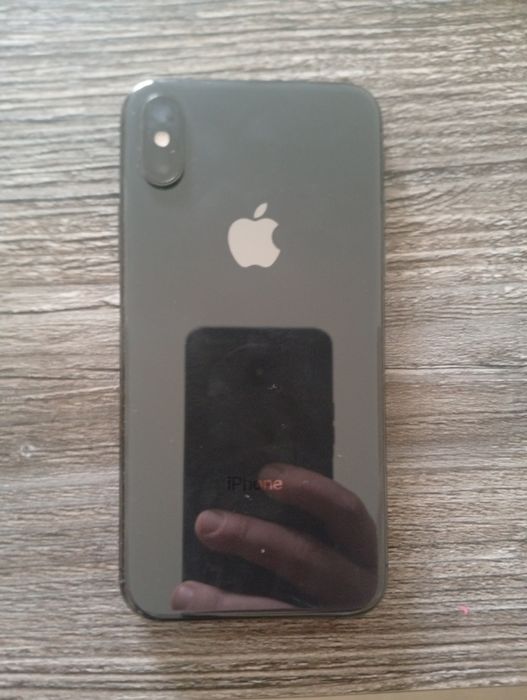 Телефон iPhone xs 64gb