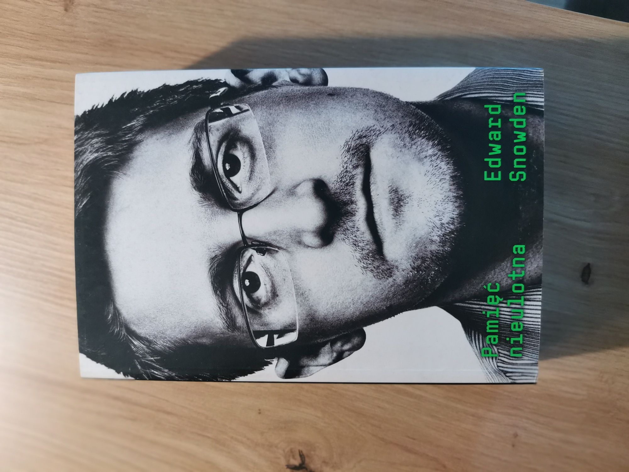 Edward Snowden Pamięć nieulotna