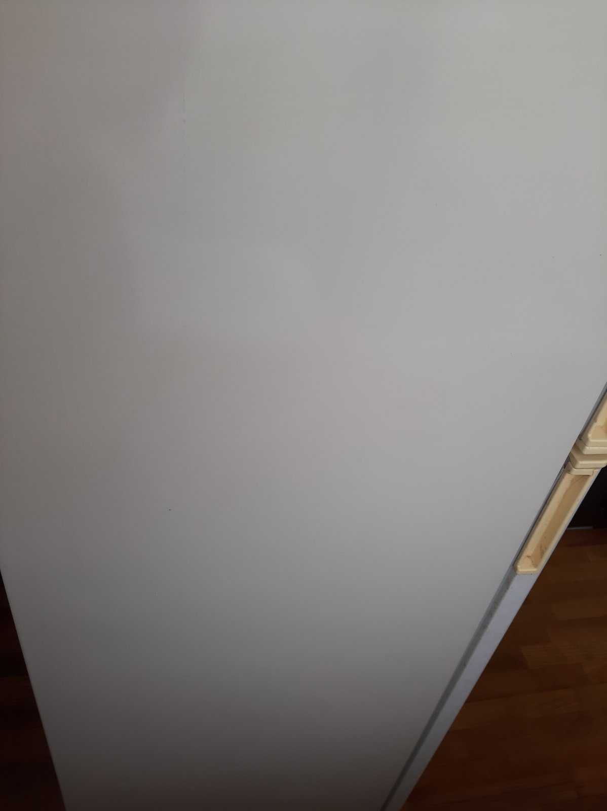 Холодильник  Samsung RT34GCMBI No Frost 160см бежевый перламутр рабоч