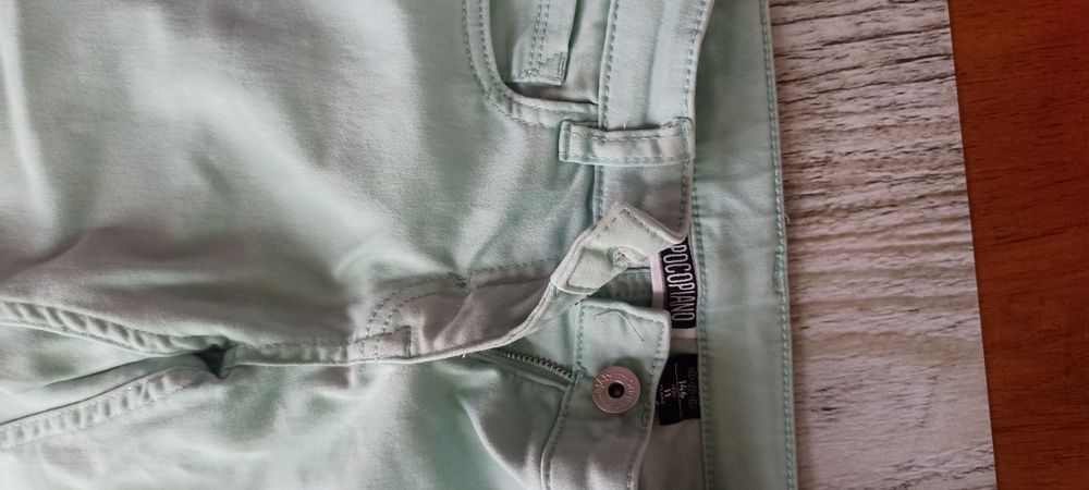 Seledynowe slim  jeans Pocopiano rozmiar 146 cm 11 lat z regulacją w p
