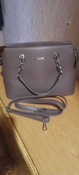 Сумка женская. Немножко б/у.