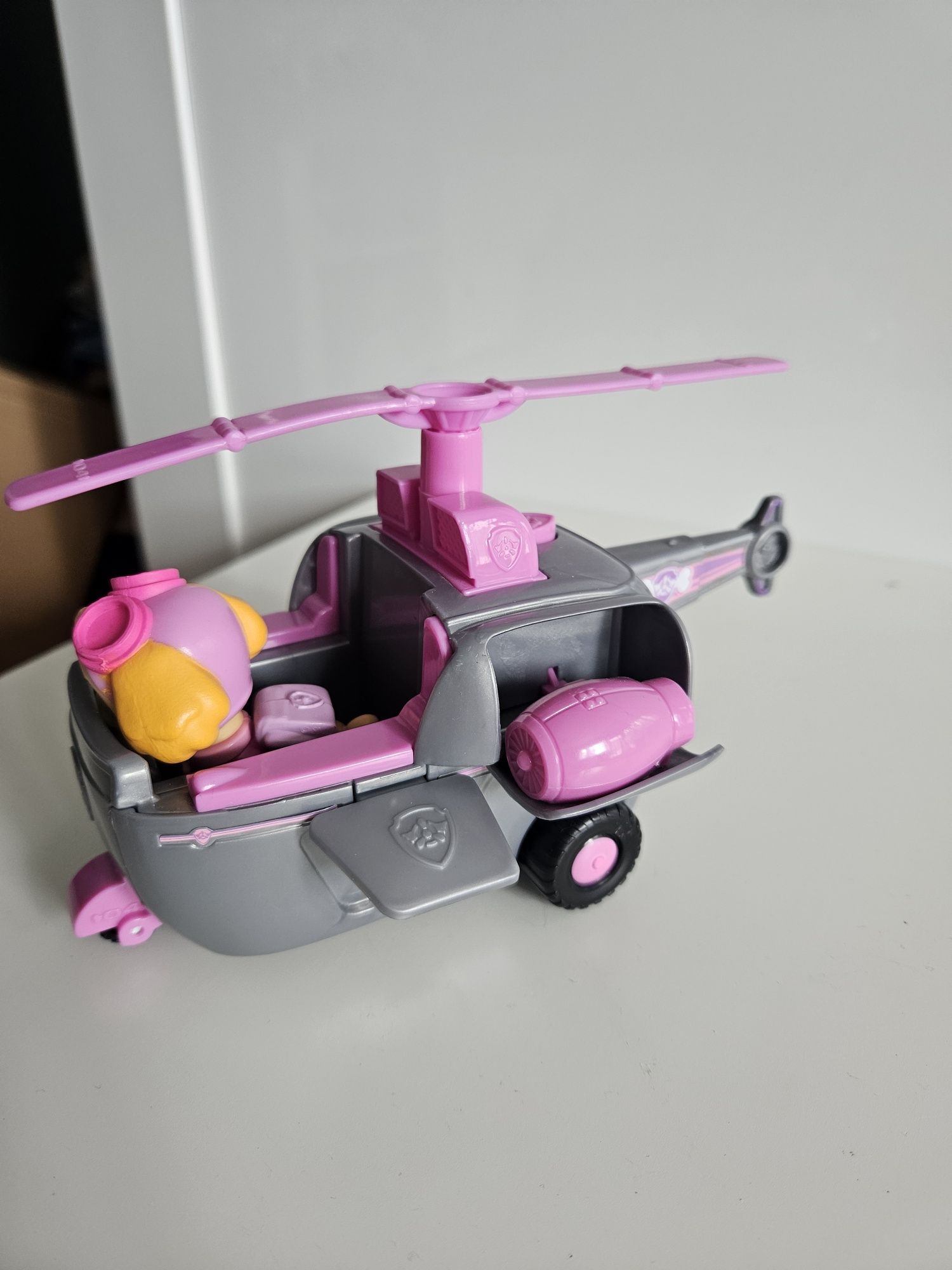 Skye psi patrol helikopter