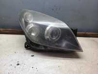 Lampa Prawy Przód Prawa Przednia Opel Astra H III Xenon