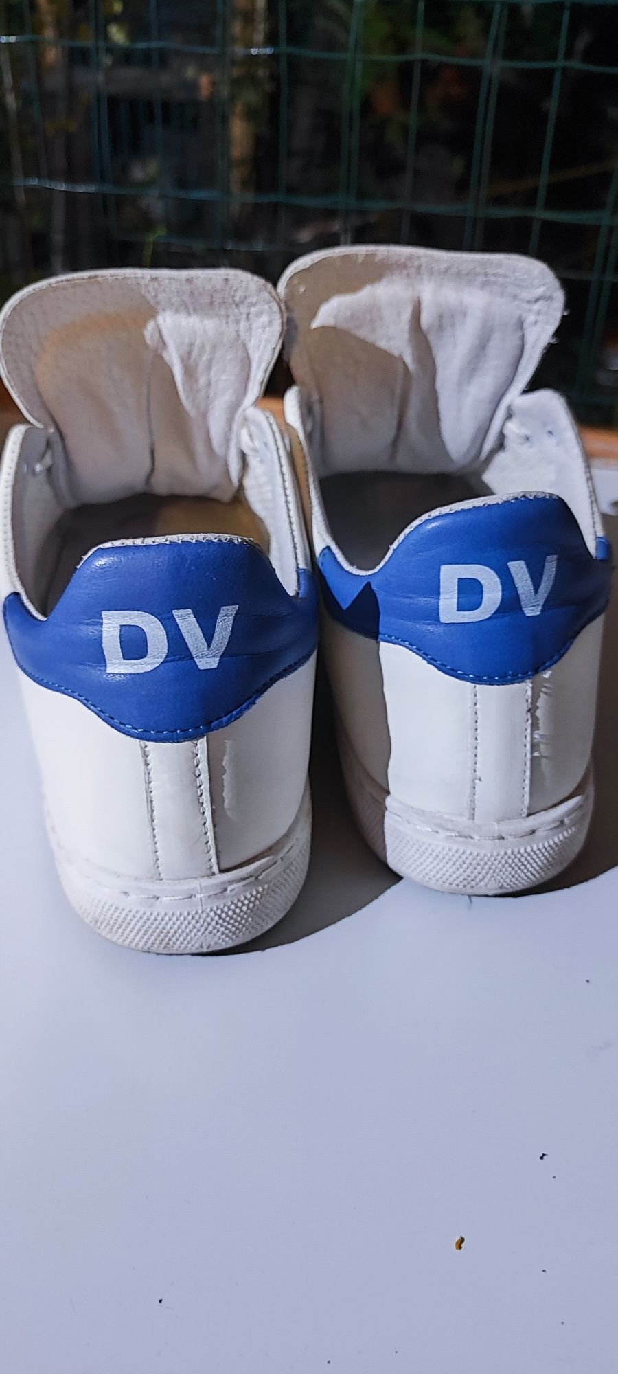 Sapatilhas DV brancas