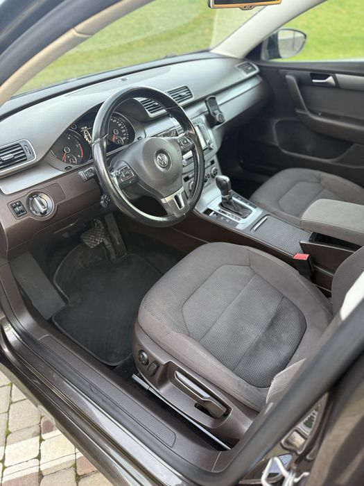 Volkswagen Passat B7 2012 2.0 TDI