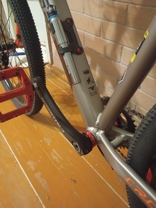 Продам Велосипед  Crosser Sollo 18 рама, поліровані шви.