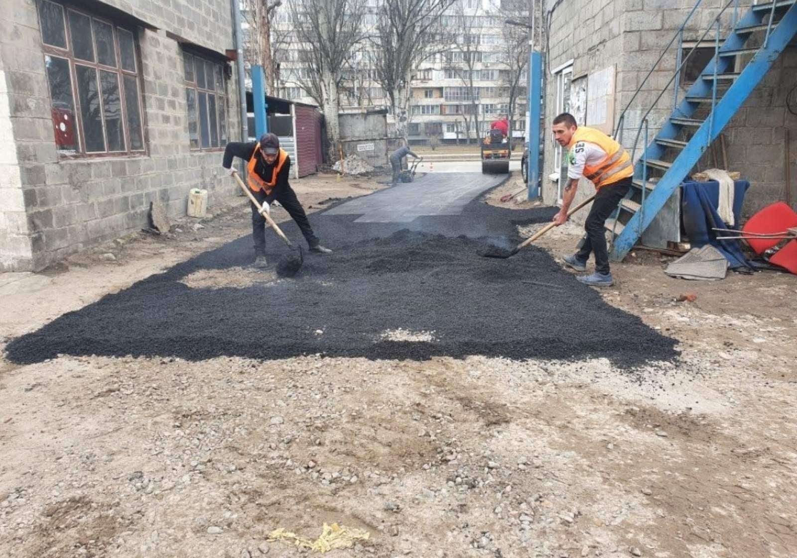 Асфальтування доріг,Асфальтирование, Крихітка,Асфальт Бордюрів, плитки