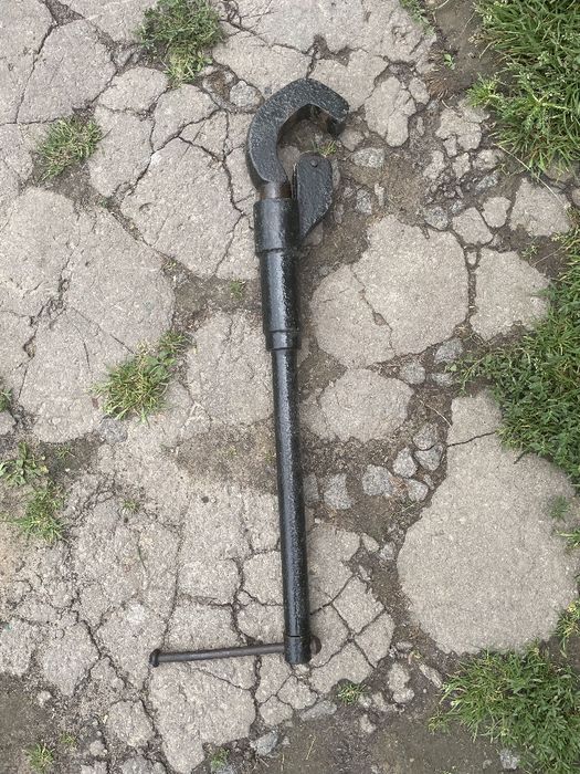 Труборіз ручний вживаний