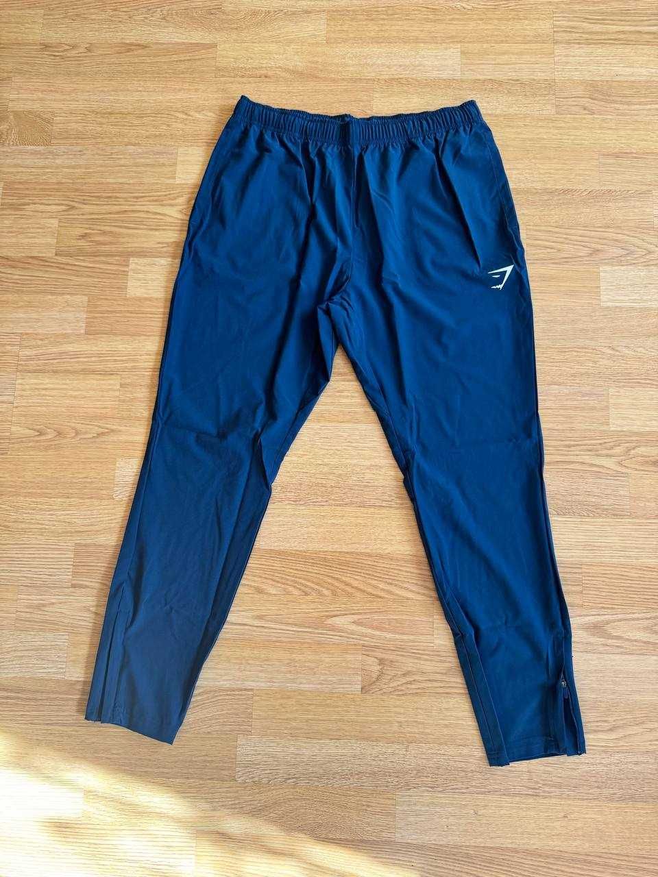 Нові оригінальні дуже легкі штани джоггери Gymshark Розмір - L