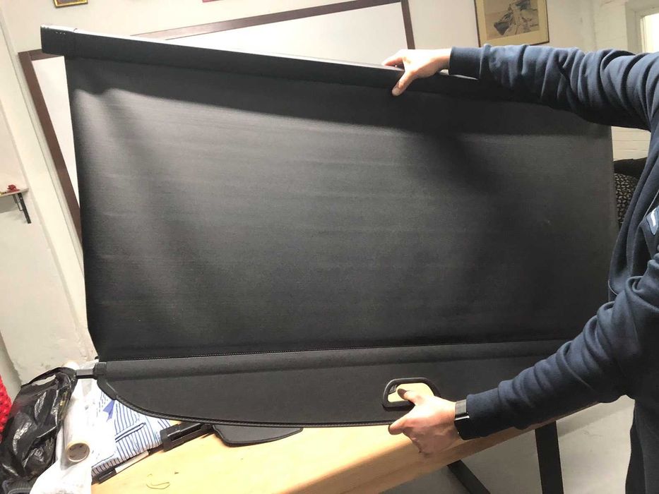 Шторка багажника