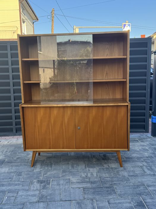 Witryna. Biblioteczka. Czechoslowacja. Prl