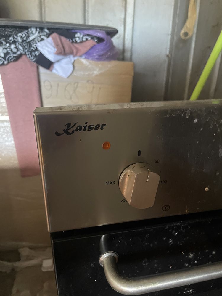 Продам духовку Kaiser
